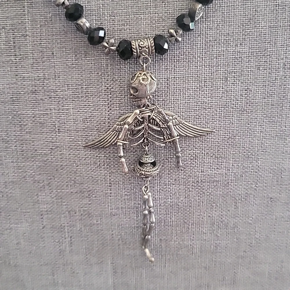 Hand made Necklace - Picture 2 of 5